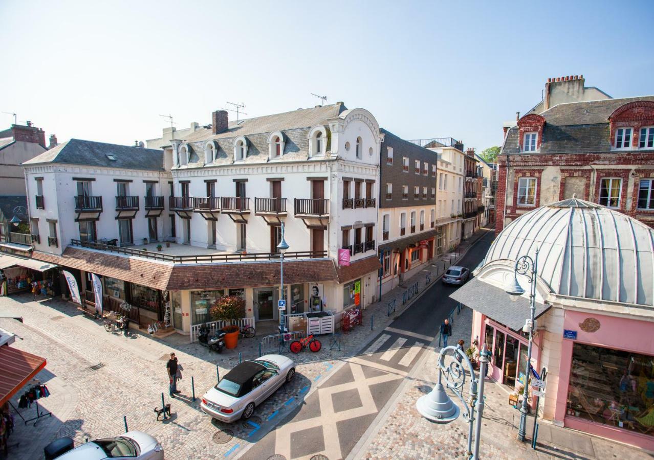 Très bel appartement idéal couple et famille Villers-sur-Mer Extérieur photo